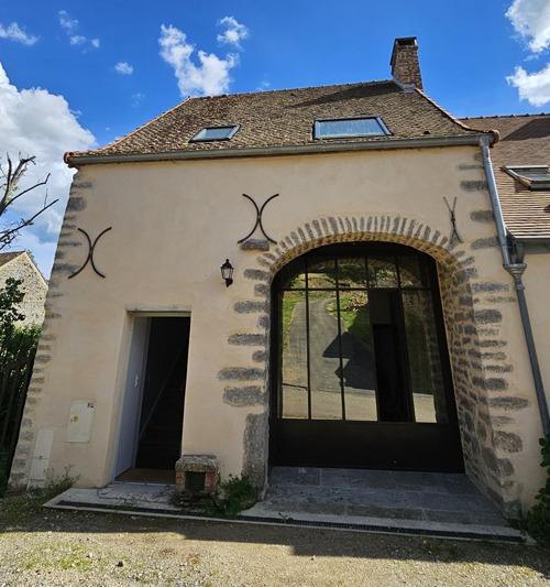 extérieur façade gîte les Jeunes filles